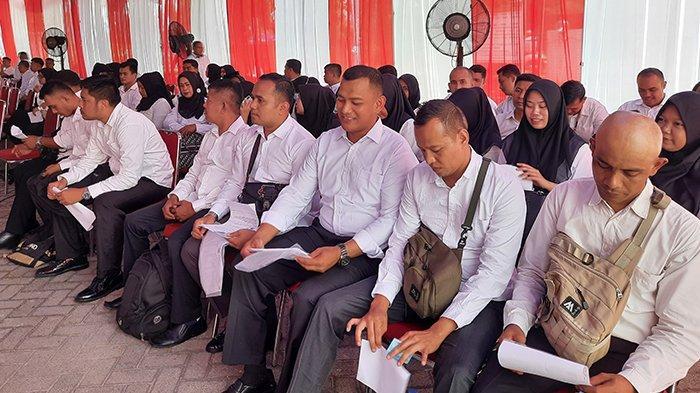 <b>3 Ribuan THL Pekanbaru yang tak Masuk <i>Database</i> Waswas, Pemkot Pertimbangkan Skema <i>Outsourcing</i></b>