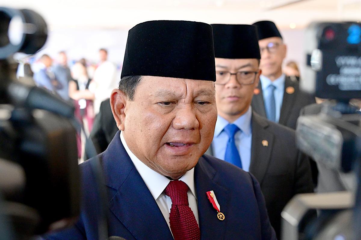 <b>Nyatakan Perang Lawan Korupsi, Prabowo Persilakan Pejabat yang tak Mampu untuk Mundur sebelum Diberhentikan</b>