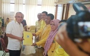 Kembalikan Formulir Pendaftaran Calon Ketua Golkar Riau, Andi Rachman Klaim Didukung 12 dari 18 Pemilik Suara
