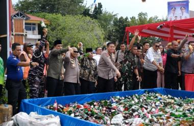 bpolda-riau-musnahkan-bb-hasil-penindakan-kryd-selama-februari-2025b