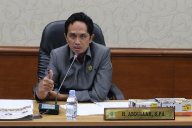 bantisipasi-kebocoran-pendapatan-daerah-pansus-dprd-riau-sodorkan-16-rekomendasib