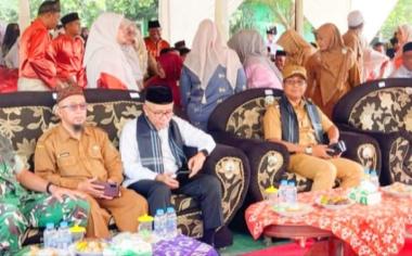 bsebut-madrasah-aset-berharga-wakil-bupati-jhony-charles-ajak-semua-elemen-dukung-kemajuan-mts