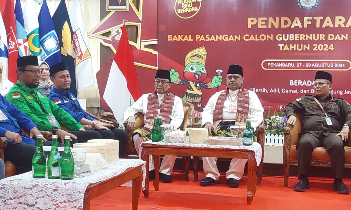 <b>Pasangan Muhammad Nasir-Muhammad Wardan Mendaftar ke KPU Riau untuk Ikut Bersaing pada Pilkada Riau 2024</b>