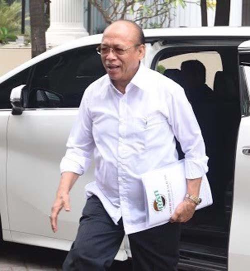 Putusan Kasasi MA Dinilai Janggal, Eks Ketua DPRD Riau Johar Firdaus Segera Ajukan PK