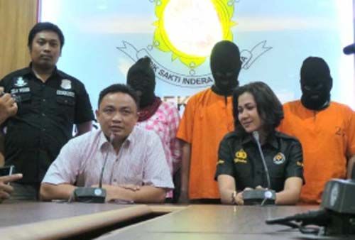 Sindikat Penggelapan 41 Unit Mobil dengan Modus Rental Ternyata Diotaki Seorang Wanita, Polda Riau Buru 2 Pelaku Lainnya