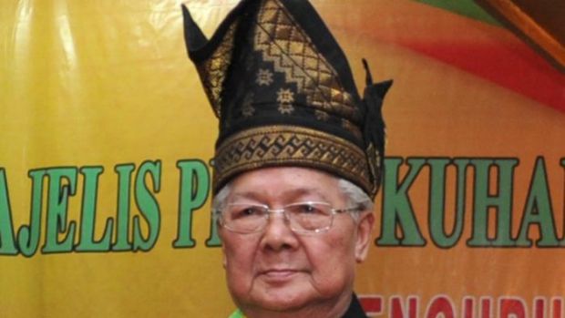 Mengenang Tenas Effendy, Tokoh Asia Tenggara untuk Adat dan Budaya Melayu