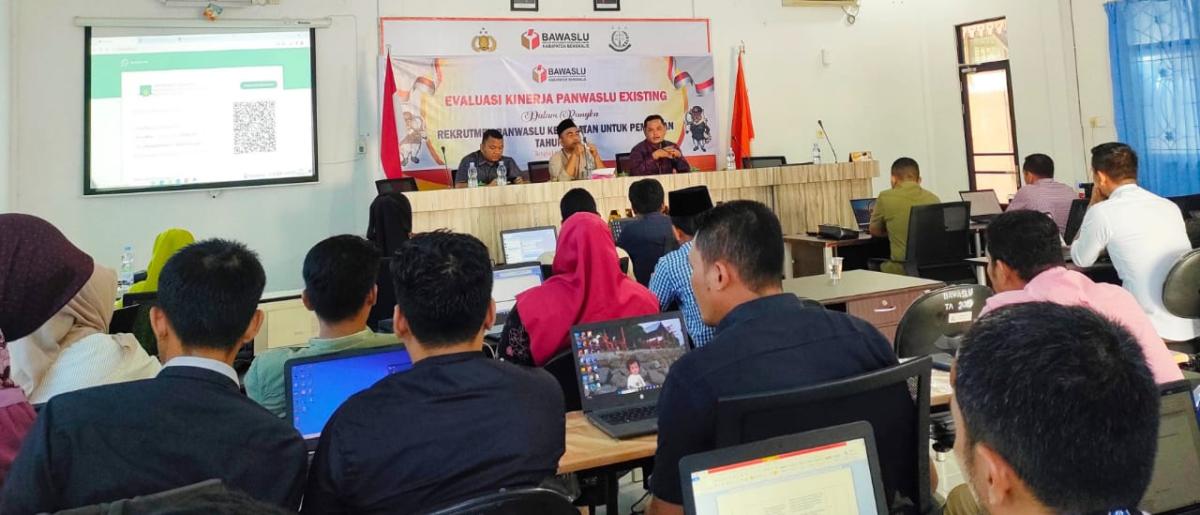 30 Anggota Panwaslu Kecamatan <i>Existing</i> di Kabupaten Bengkalis Ikuti Penilaian Evaluasi Kinerja