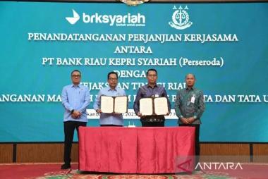 bbrk-syariahkejaksaan-riau-jalin-kerja-sama-hukum-perdata-dan-tunb