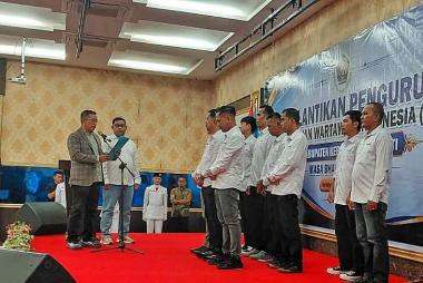bjangan-pernah-memperjualbelikan-berita-jadi-pesan-pamungkas-ketua-pwi-riau-saat-lantik-pengurus