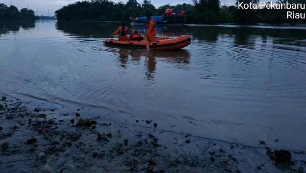 Bocah SD Jalan Sembilang Pekanbaru Tenggelam di Sungai Siak