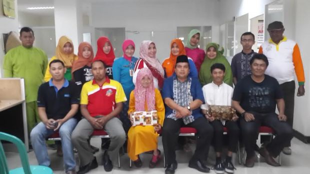 Ahmad Ramani Merasa Terbantu Selama Siswa SMK Negeri 1 Tembilahan Magang di Bagian Humas Setda