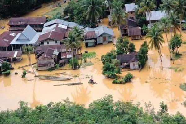 Astaga... Banjir Bandang Porak-Porandakan Kamparkiri, Hasil Kebun Warga Tersapu Bersih