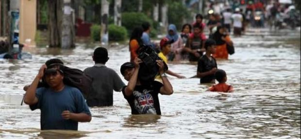 Perhatian! Warga Riau yang Hendak ke Sumbar Silakan Cari Jalur Alternatif, saat Ini Nagari Pangkalan Dilanda Banjir Setinggi 1 Meter