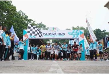 bpjs-bupati-kuantan-singingi-dorong-masyarakat-budayakan-pola-hidup-sehat-di-ifamily-runi-rsudb