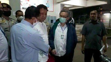 Akhirnya Hirup Udara Bebas, Eks Ketum PPP Keluar Rutan KPK Tak Pakai Masker