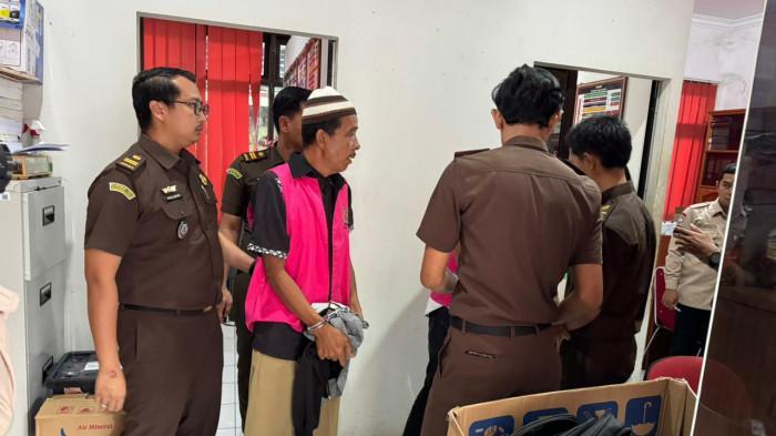 <b>Kejari Inhu Tetapkan Dua Tersangka Penjualan Lahan Aset Daerah di Desa Kelayang</b>