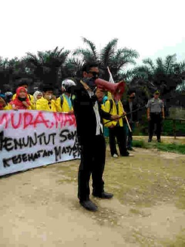 Mahasiswa Kuansing Pertanyakan Kepedulian PT Duta Palma dan PT Citra (Wilmar Group) terhadap Korban Asap