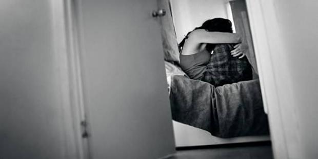 Temui Ayah Kandung Minta Izin Menikah, Gadis 17 Tahun Malah Ditiduri Enam Kali