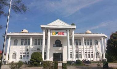 bperangkat-desa-di-rokan-hilir-terancam-makan-nasi-pakai-garam-garagara-lima-bulan-belum-gajianb