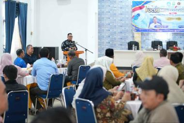 bsekolah-cerdas-harus-melek-media-pwi-siak-edukasi-kepsek-smasmk-kiat-berkomunikasi-dengan