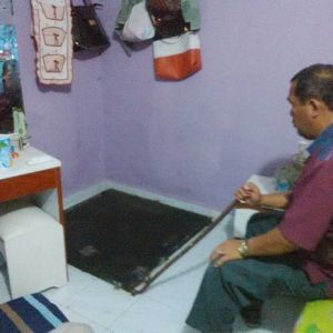 Ups,… Petugas Temukan Bungker di Kamar Utama Rumah Warga Kala Sisir Kampung Narkoba di Pekanbaru