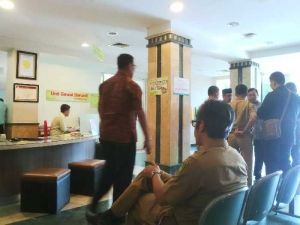 Pingsan saat Pemaparan di Seminar Restorasi Gambut, Bupati Inhil Jalani Perawatan di UGD RS Awal Bros