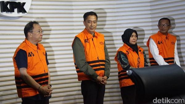<b>Rekening Guru Dipakai Jadi Penampung Duit Pemerasan Kasus TKA Kemnaker</b>