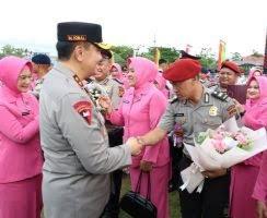 <b>Sebanyak 848 Personel Polda Riau Naik Pangkat, 10 di Antaranya Pamen</b>